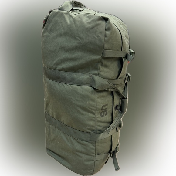 Improved Duffel Bag, OD Green, USGI Issue Duffle Back Pack | 846501604654 | EUC - Picture 3 of 8